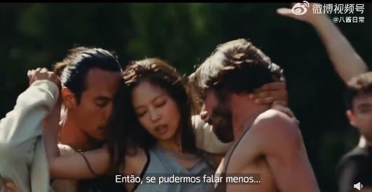  Jennie新剧“3P舞”引争议 韩网崩溃直呼“真的看不下去了”	