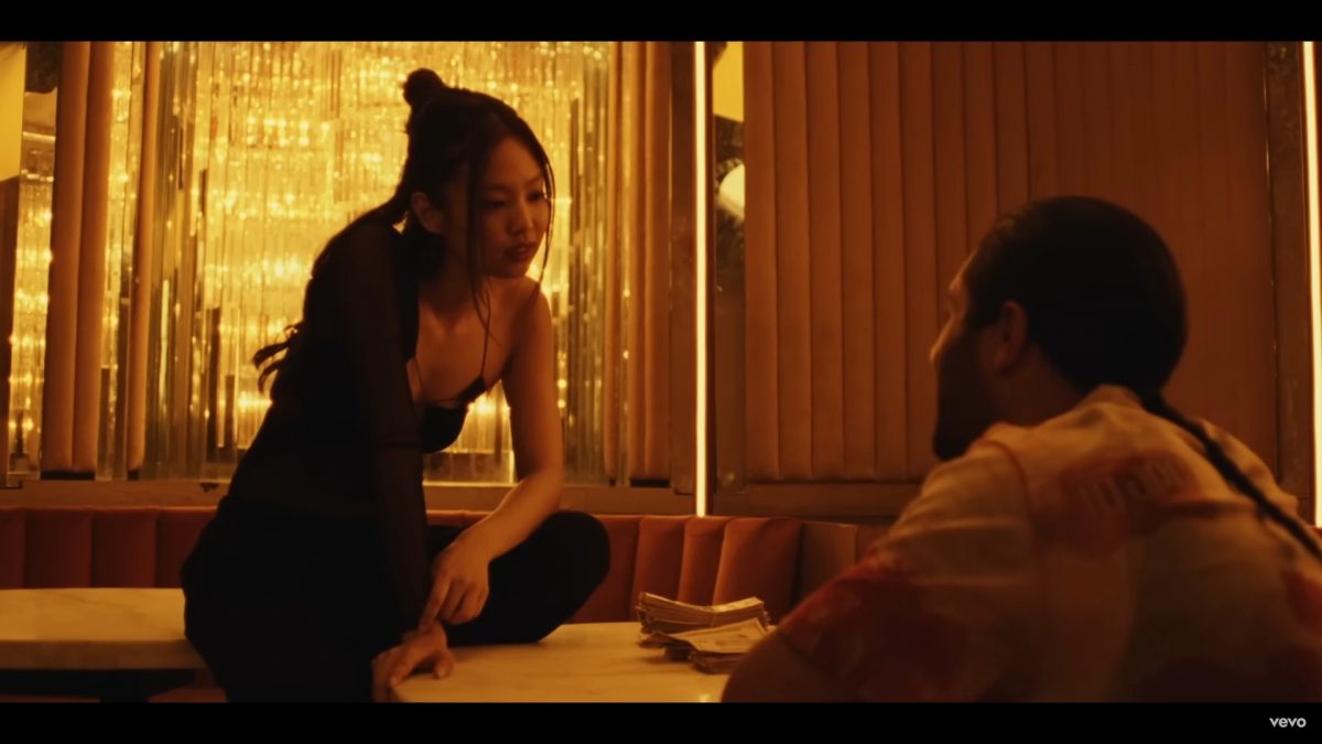 Jennie新剧演技被批 第2集大尺度性爱对白再惹议