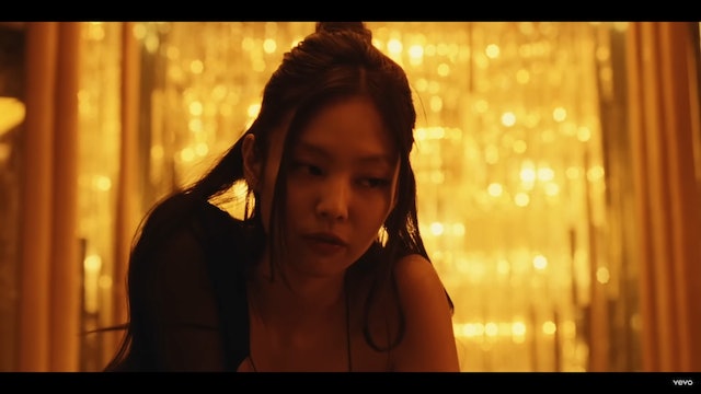 Jennie新剧演技被批 第2集大尺度性爱对白再惹议