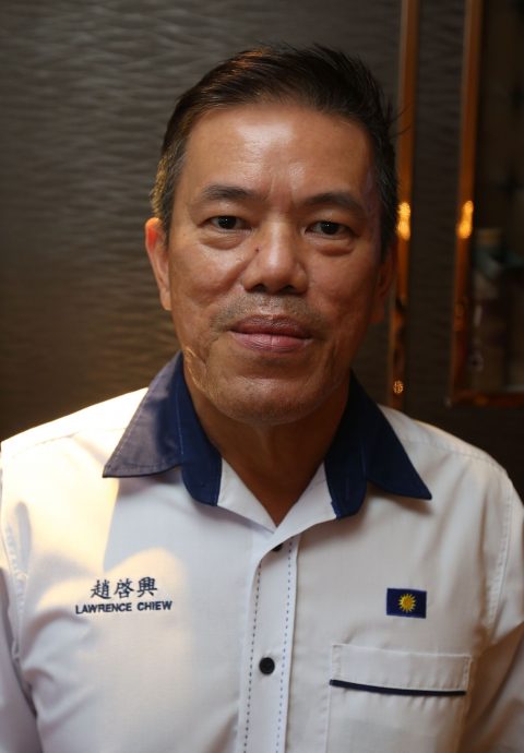 me02主文-大都会/马华梳邦区会三机构全面开打／3图2表