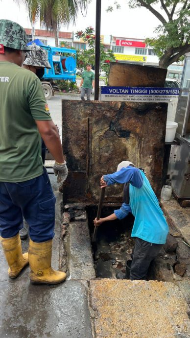 mz头//大都会/柯鹏飞：4条道路获铺