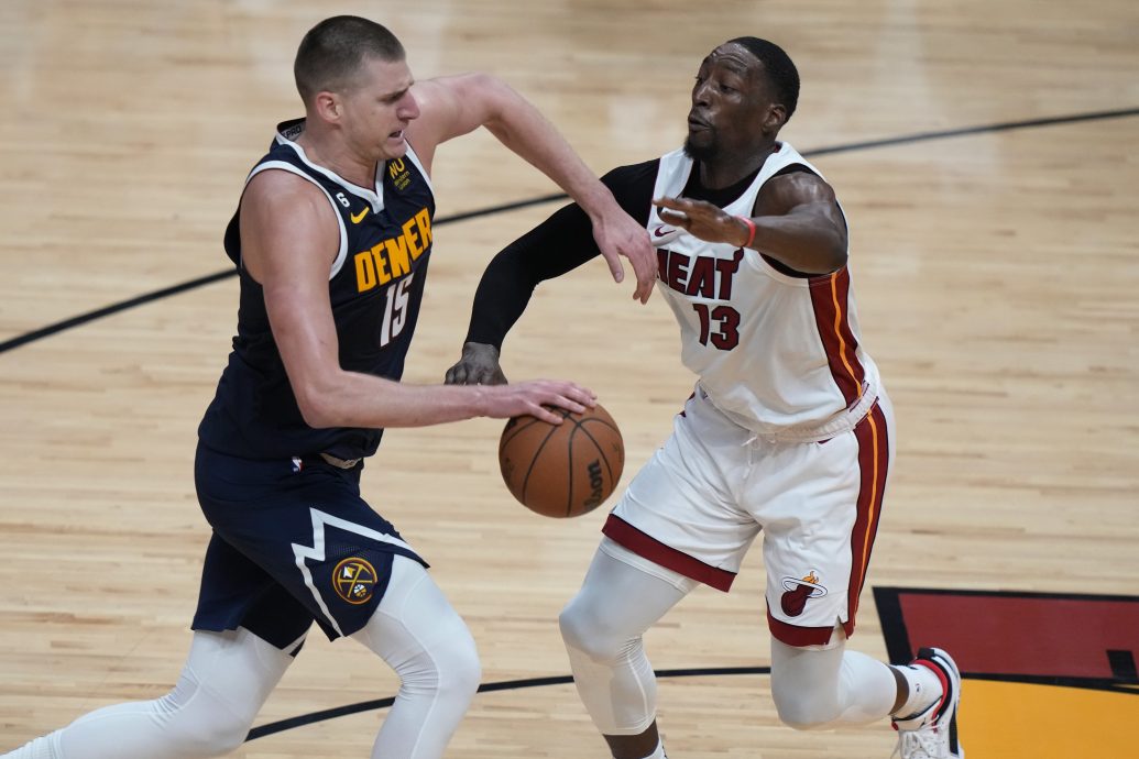 NBA总决赛|阿德巴约失误连连遭抨击 前最佳主帅:他别想着要变约科奇