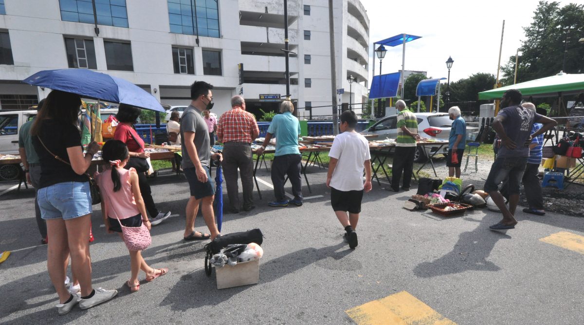 NS图探花城:古董街藏旧物古玩成“寻宝”好去处