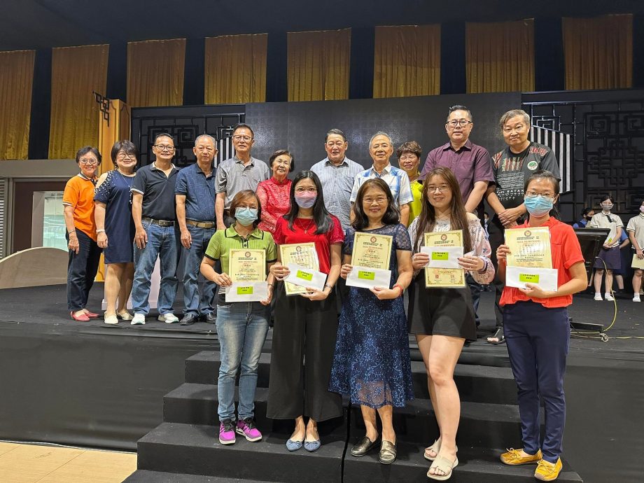 NS封底主文/全国母亲节颂文比赛成绩出炉,198人参赛