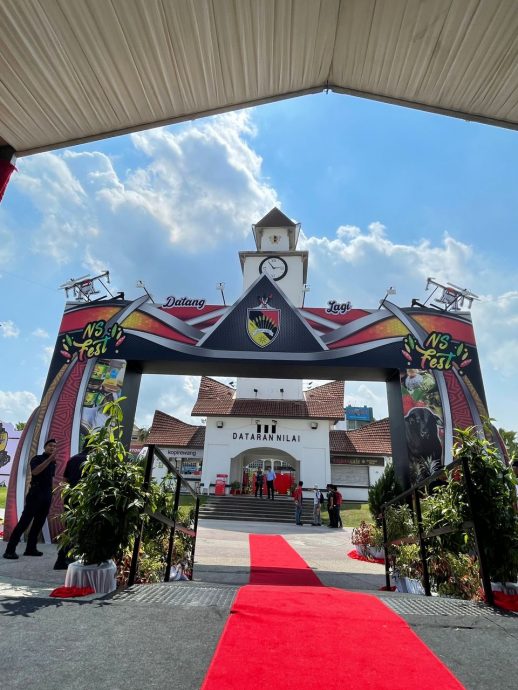 ns汝来:森州嘉年华女歌手被非礼