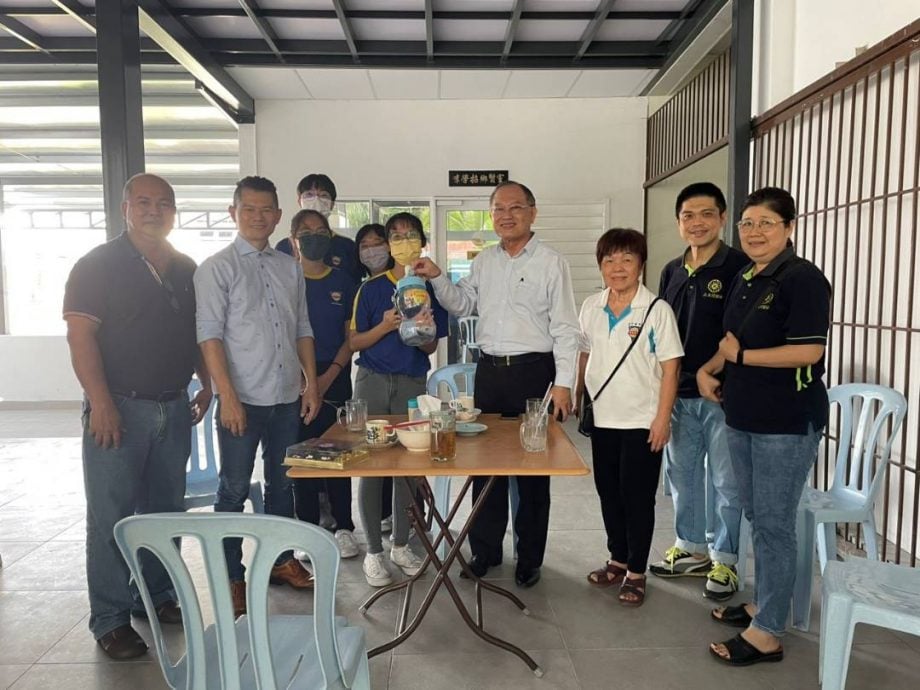 NS芙蓉/森海南响应芙中110周年会,捐献611全天营收4500令吉义卖