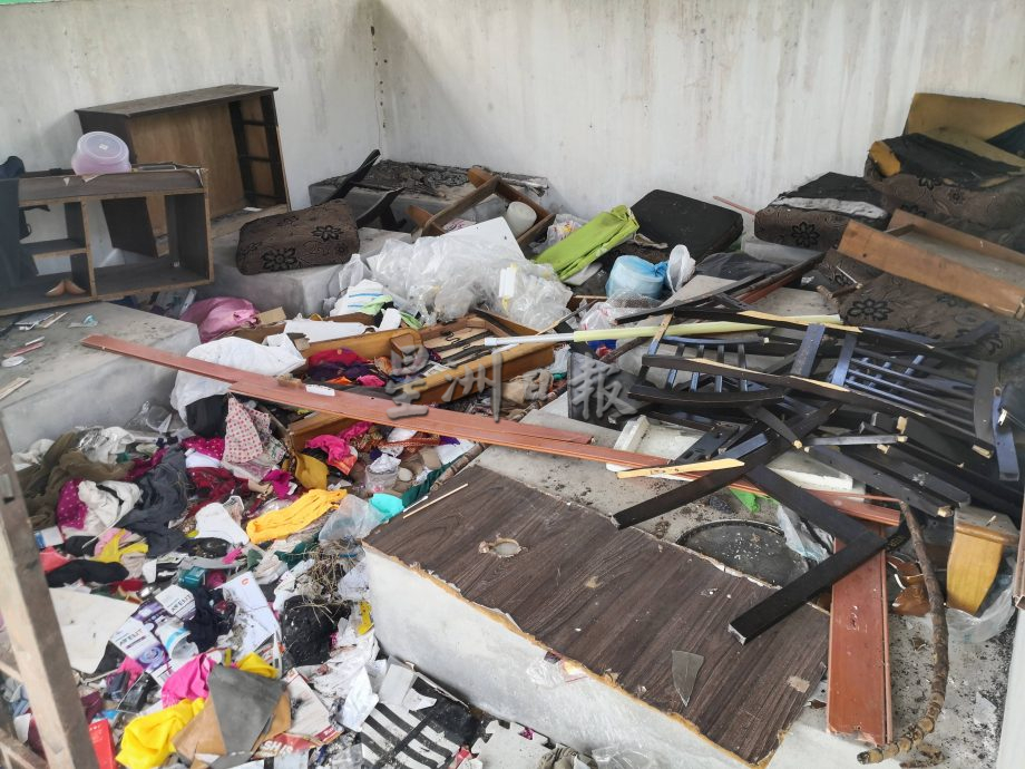 环保站惨变垃圾站