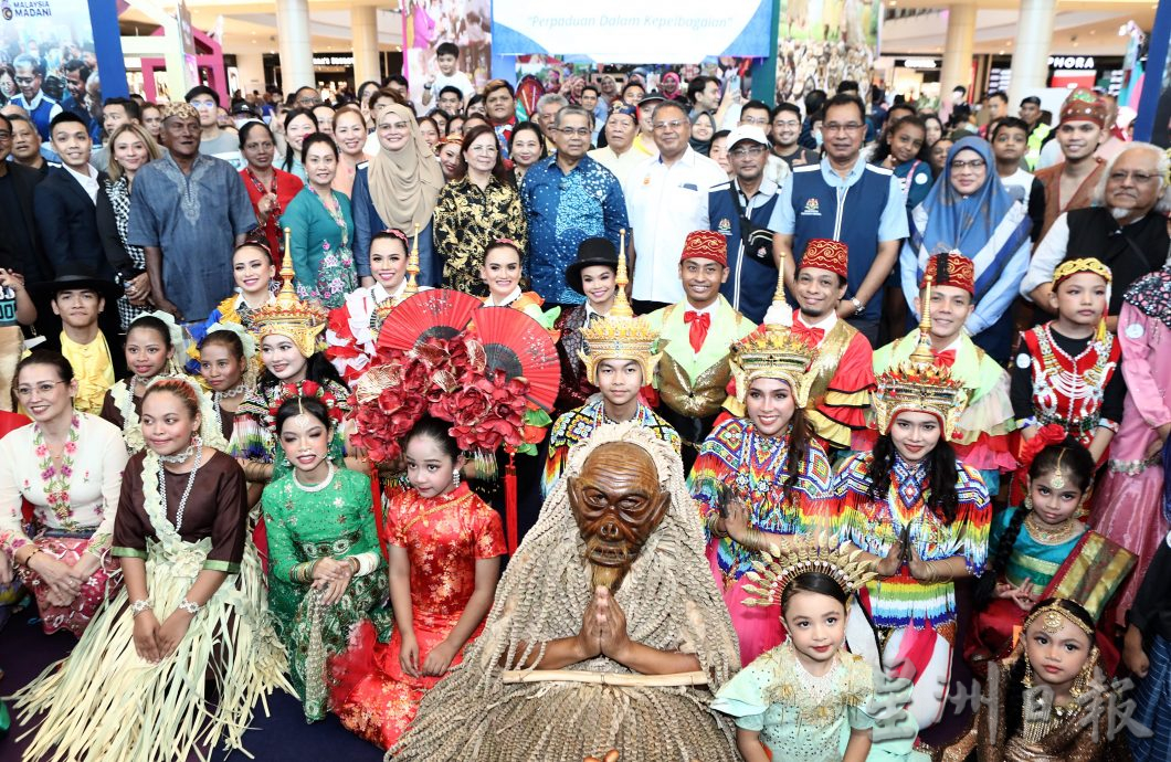 少数族群成就多元魅力