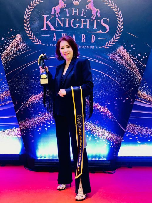 65岁陈秋霞即将荣升外婆 谢绝外游“静候佳音”