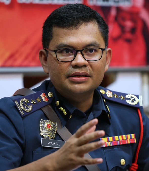 93瀑布河流休闲场所 列山洪现象高风险区