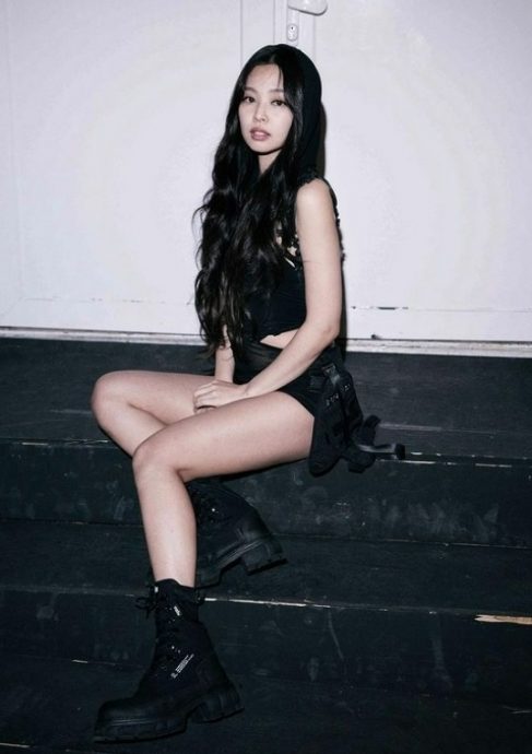 BLACKPINK爆3缺1|Lisa恐不续约 YG股价立刻暴跌