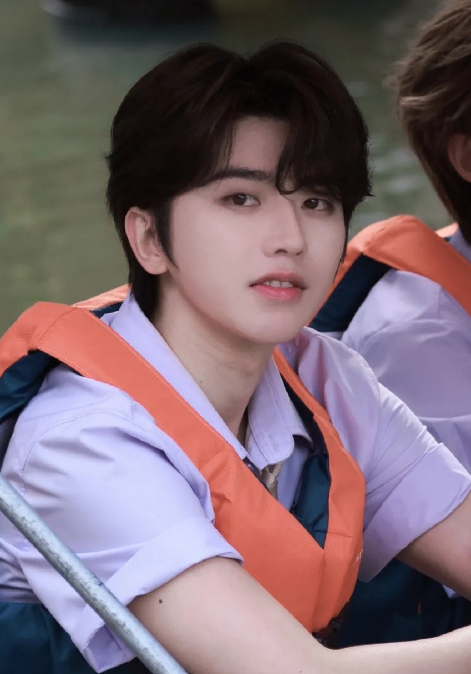 《奔跑吧》官宣停播  蔡徐坤被封杀了？