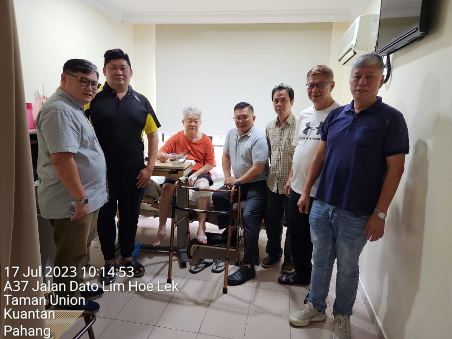 东:攻击追咬华裔商人的灰毛狒(Beruk)被捕了!