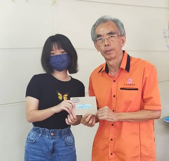 东:永春会馆颁发会员子女奖励金
