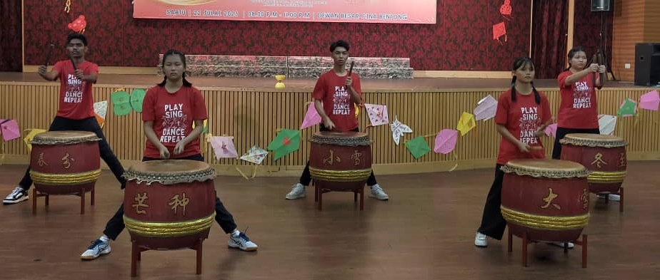 东:苏莱曼中学音乐盛会