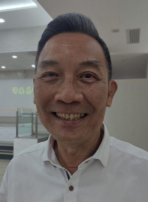 丹州不只穿短裤被罚款 黄保俊:有华女为巫男剪发接罚单