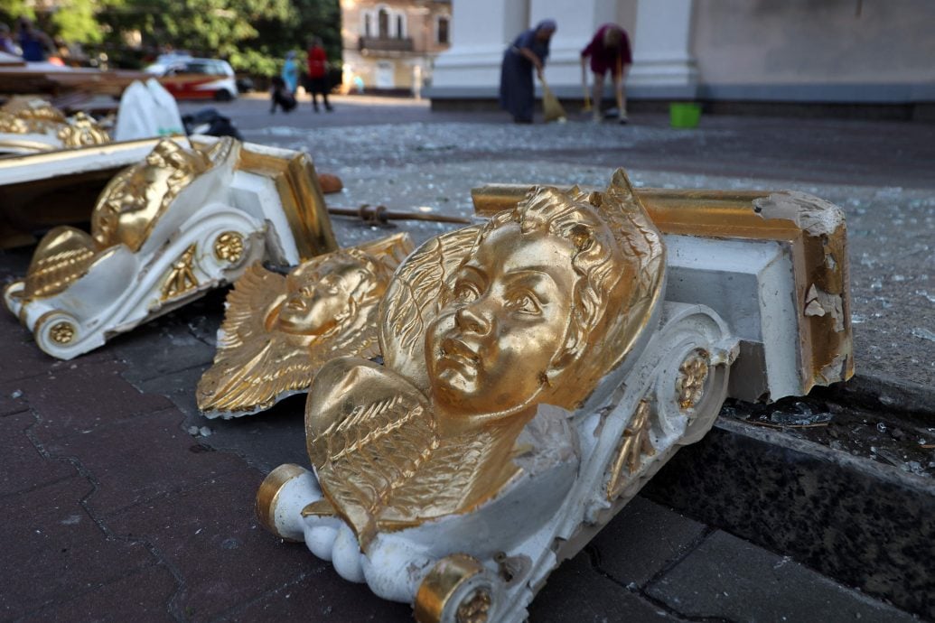 乌克兰敖得萨再遭空袭 最大东正教堂受损、瓦砾中寻回守护神像