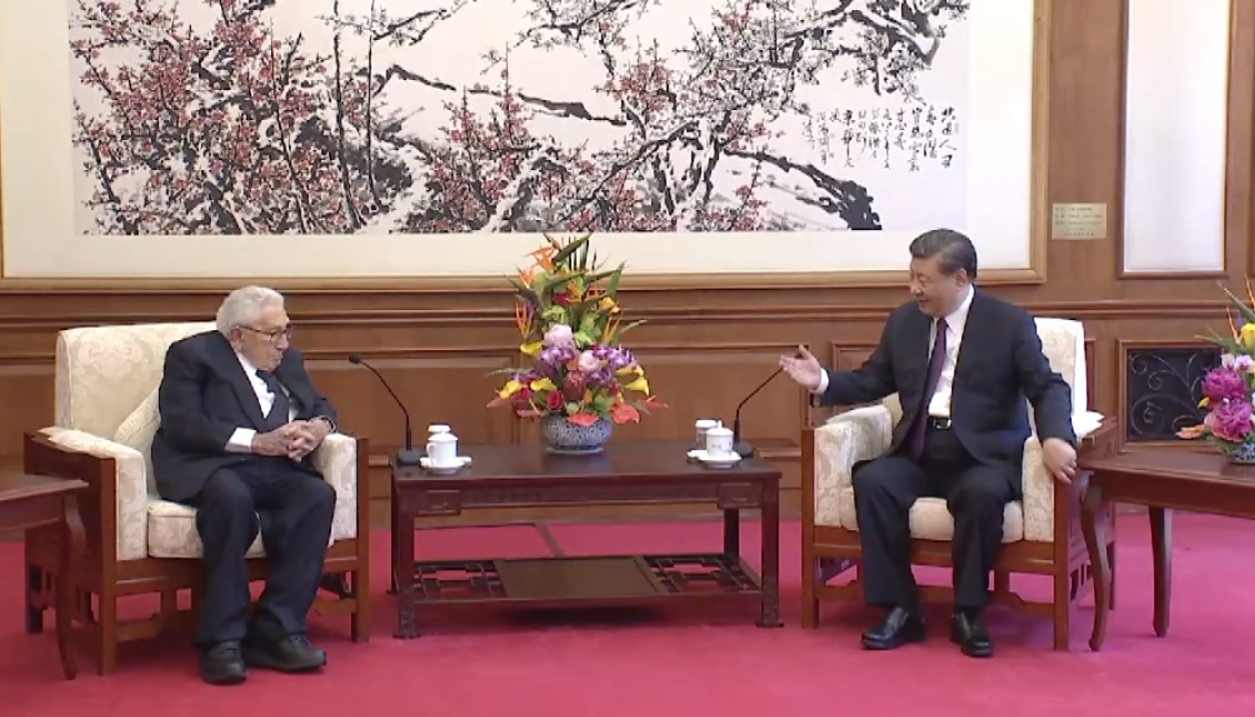 习近平晤“百岁外交传奇”基辛格