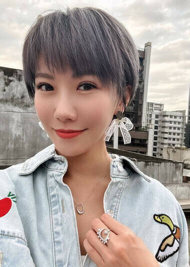 买网军喷大牙没付钱? 黑人脸书糗被狂洗6字