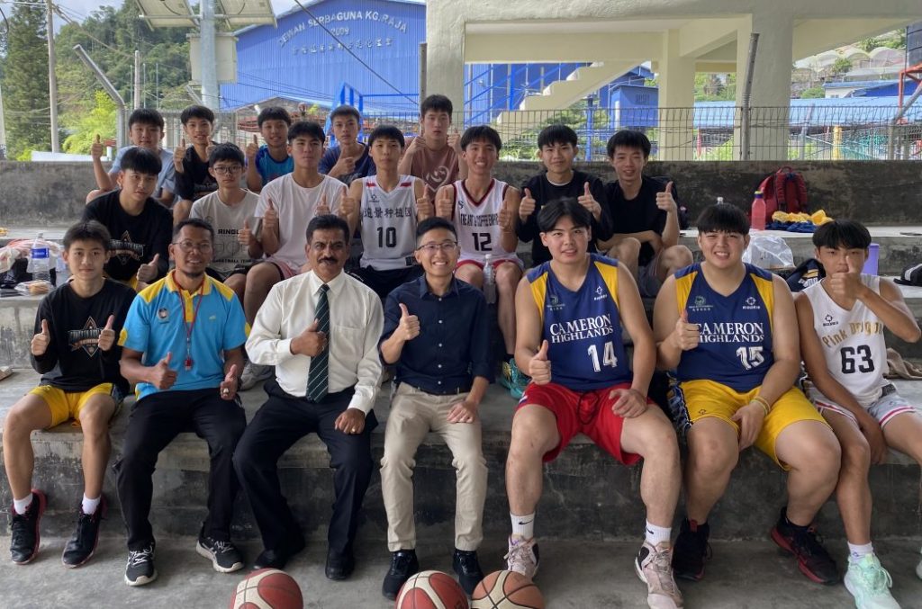 何子扬促首相推动绩效制 改革高教领域