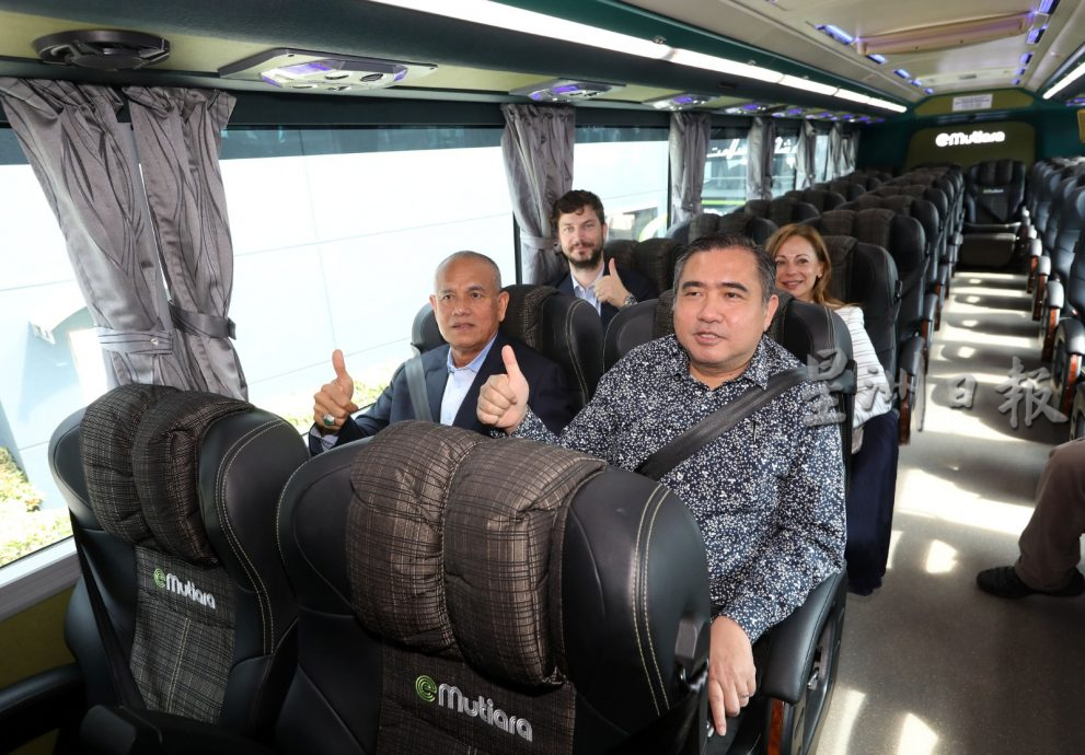 交通部再提供PSV巴士执照名额，惟限东海岸子民