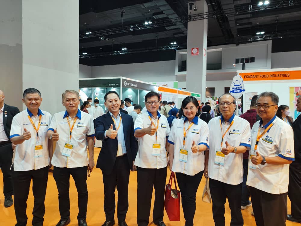 全国/马化合作社与韩国企业签署合作备忘录/2图