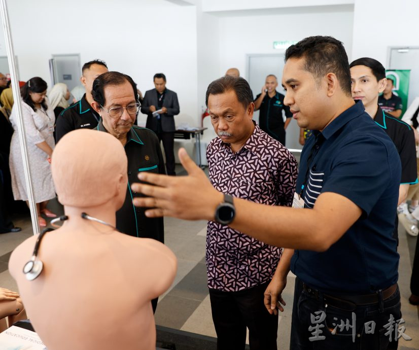 副高教部长:经历疫情考验,护士角色随著全球变化趋势面对更多挑战。