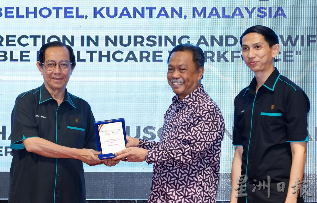 副高教部长:经历疫情考验,护士角色随著全球变化趋势面对更多挑战。