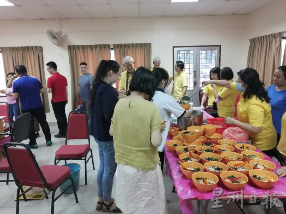 台联大客家文化研究院代表，到双溪古月做文化交流。