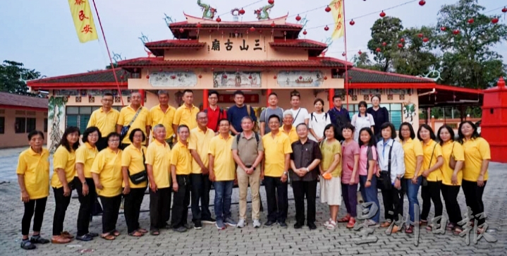 台联大客家文化研究院代表，到双溪古月做文化交流。