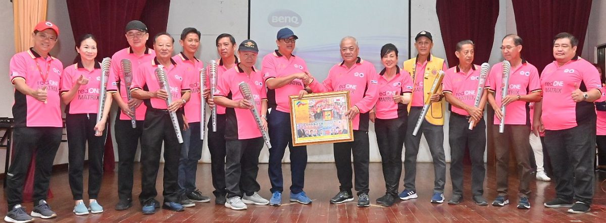 吴添泉:不论西马政局如何演变东马都是“造王者”