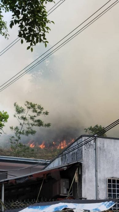 大都会/安邦美嘉再也花园斜坡火灾/4图