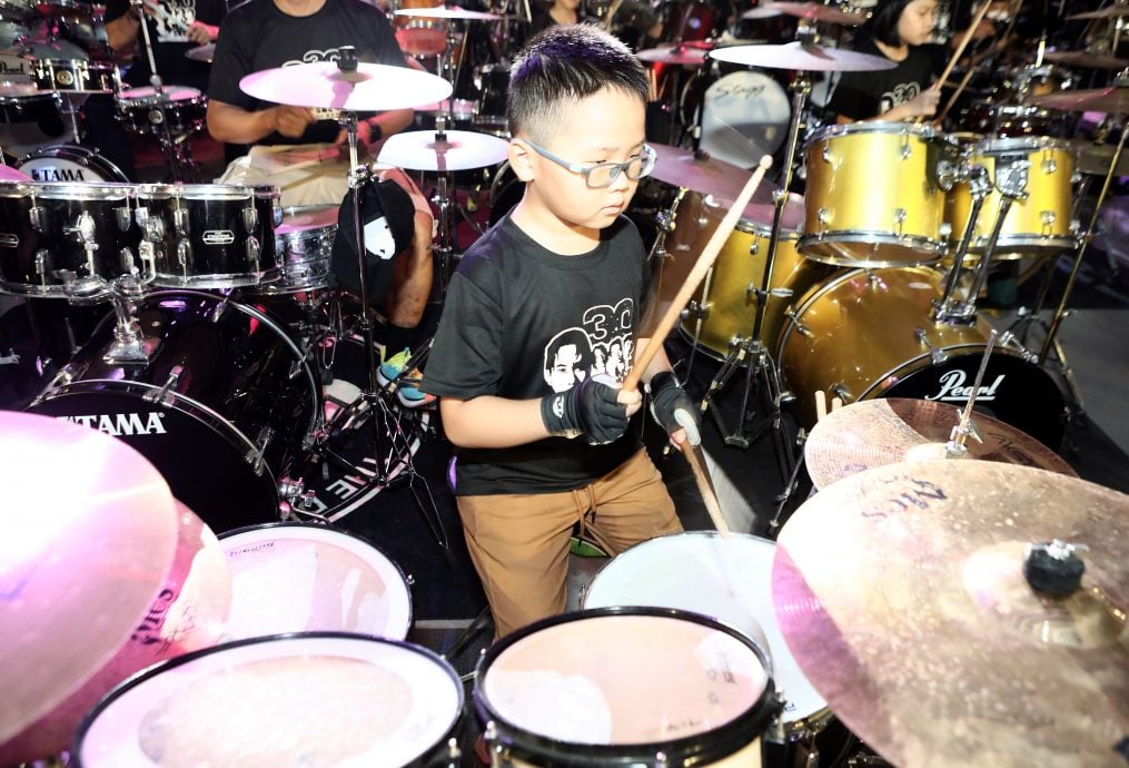 大都会/封底/聚驹3.0音乐会