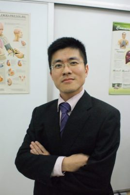大都会/封面/马币疲弱冲击药物涨价