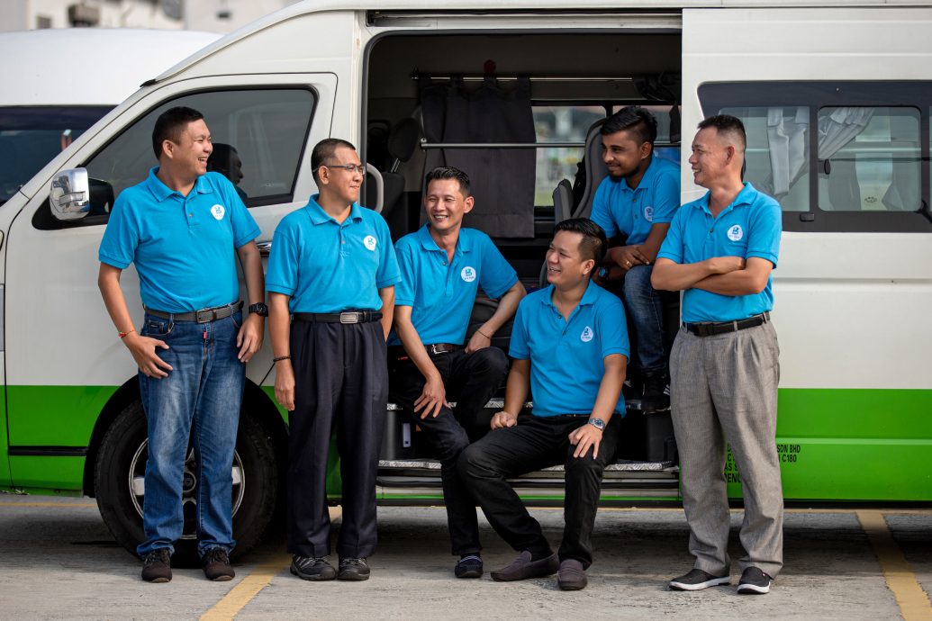 大都会/电访旅巴生意情况