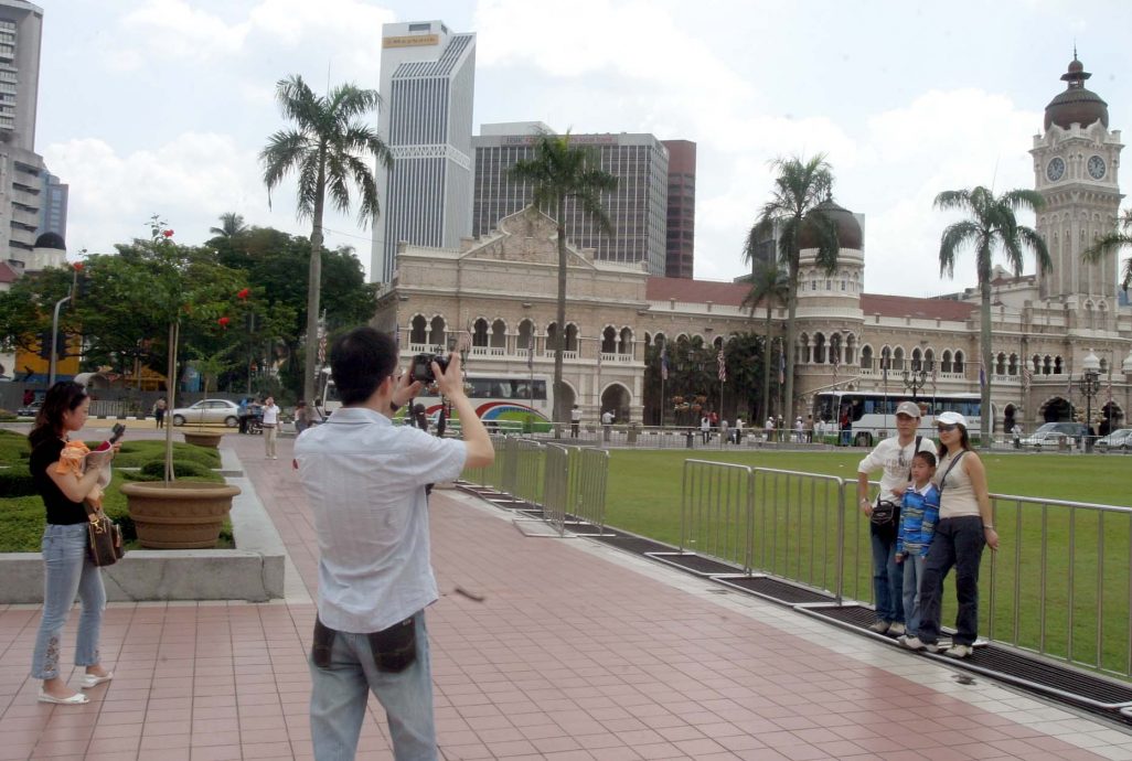 大都会/电访旅巴生意情况