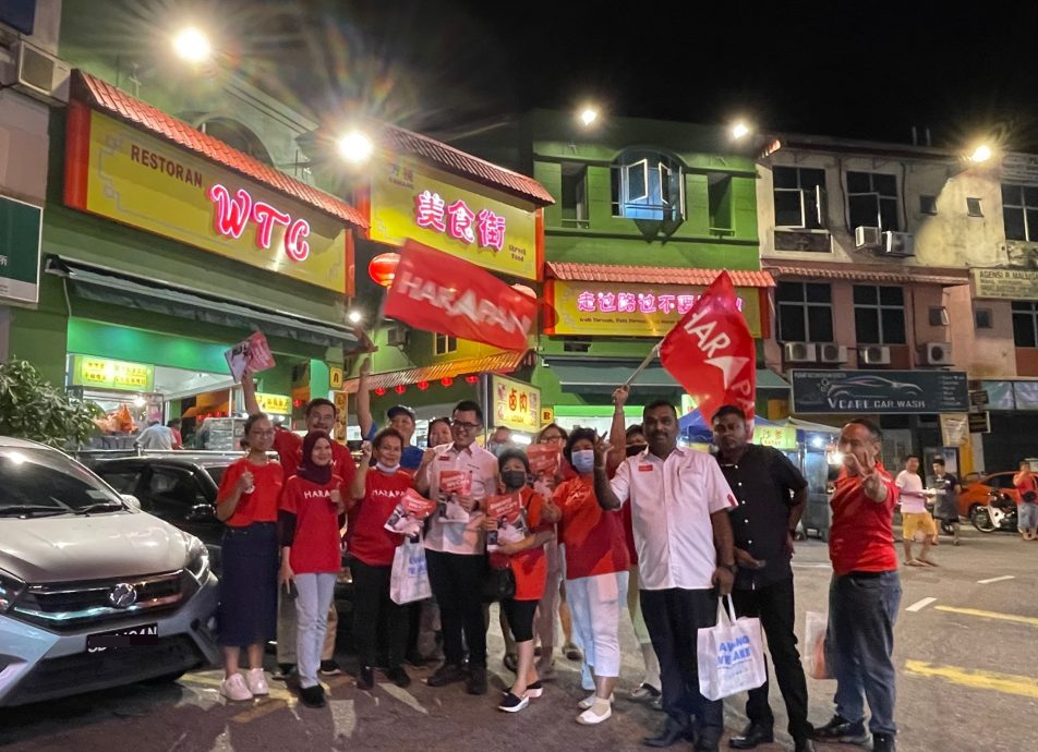 大都会:蔡伟杰首个黄金周末马不停蹄拜票/5图