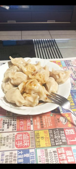 夫妻16年的婚姻告吹, 老公包16颗水饺惹哭她 众人纷猜用意