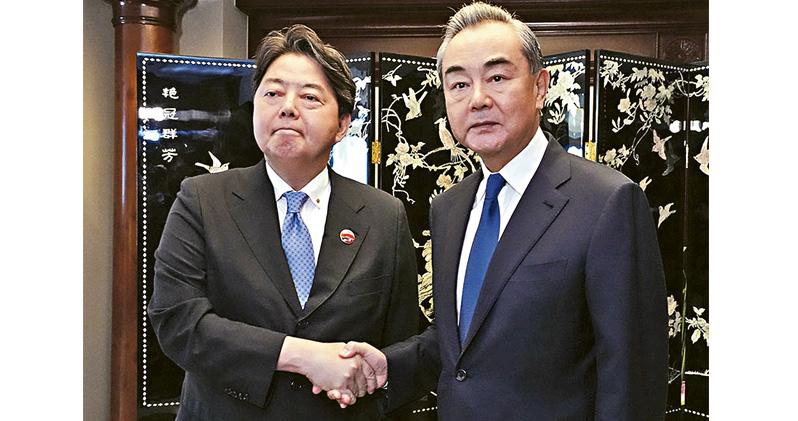 头)王毅:警惕北约试图插足东盟 引入冷战思维和阵营对抗