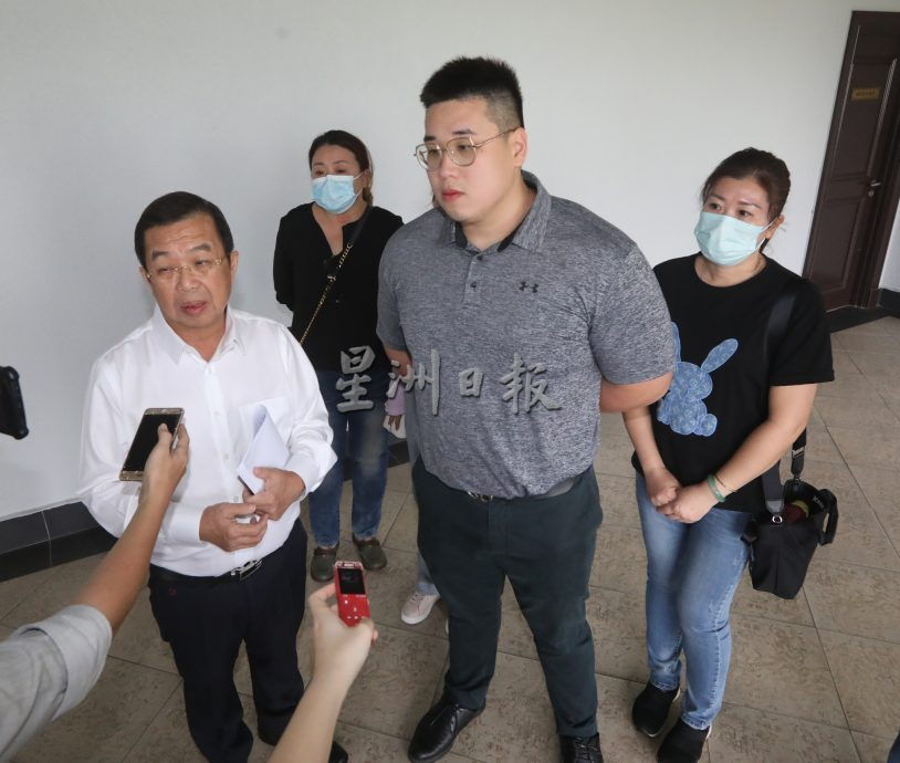 女子抽脂丧命案/被控误杀2万保外