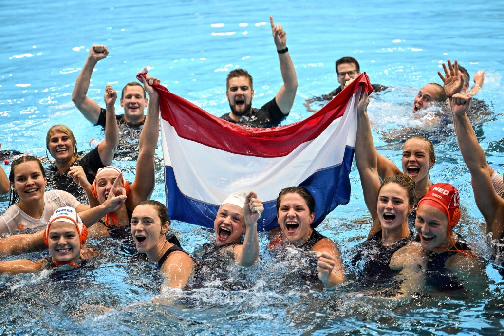 女子水球世锦赛| 决赛点球战险胜西班牙 荷兰阔别32年重夺冠军