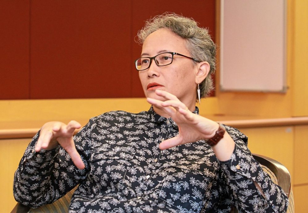 学校双语课程被迫终止?家长组织:有“无形之手”削弱这计划