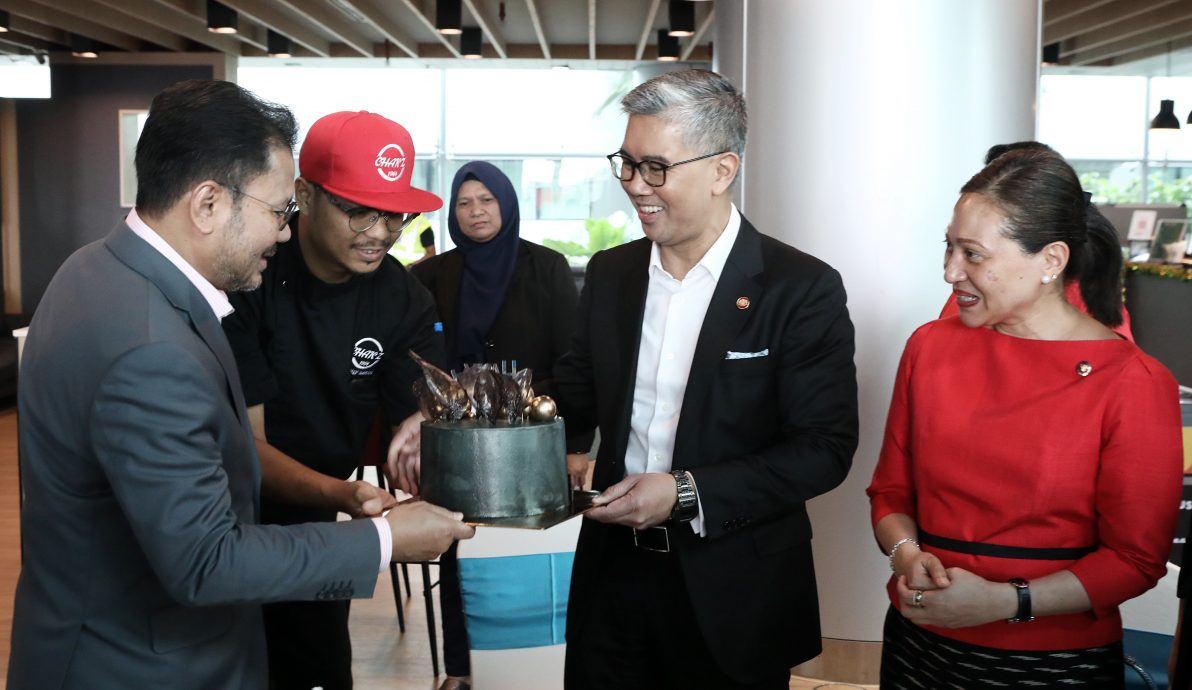 宝腾与泰国Aapico合作