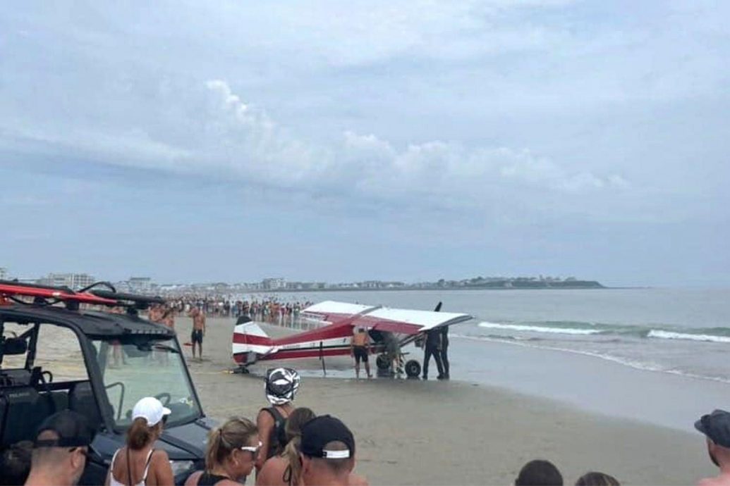 小型飞机海面迫降失败无伤亡 距沙滩仅27公尺