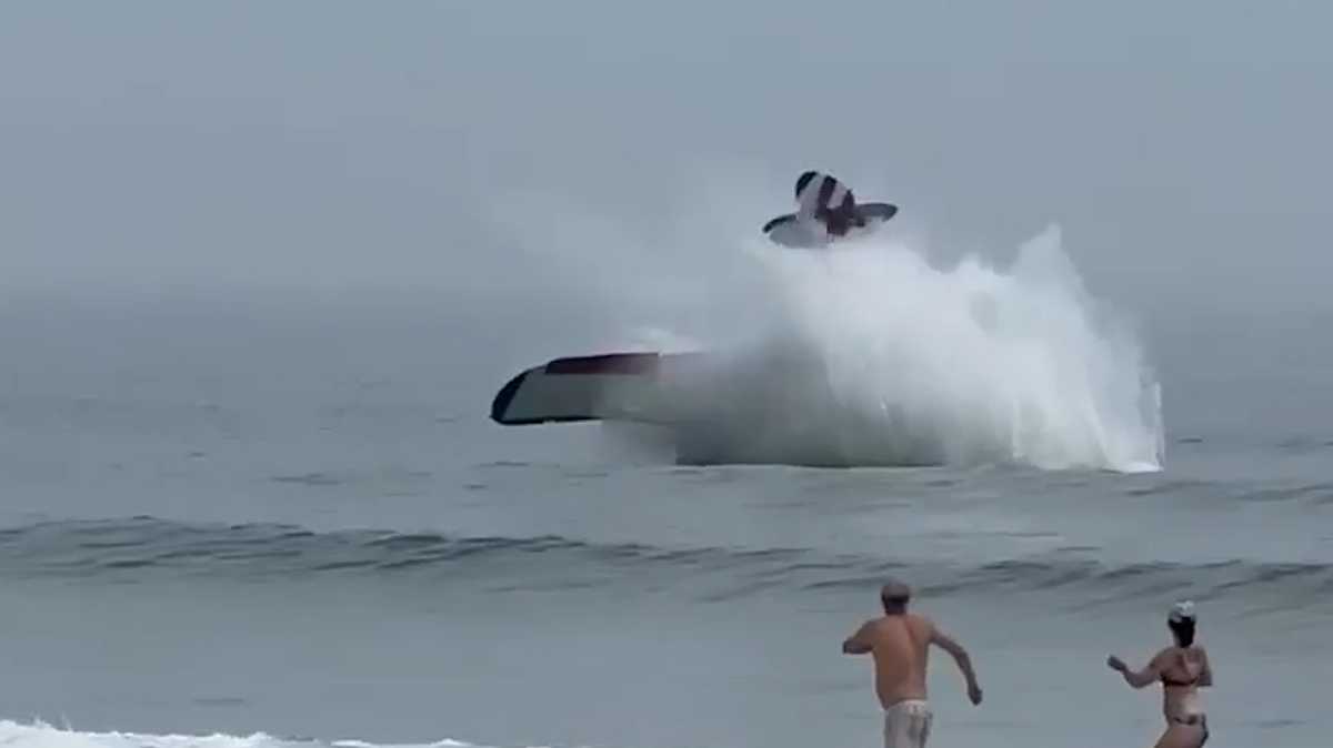 小型飞机海面迫降失败无伤亡 距沙滩仅27公尺