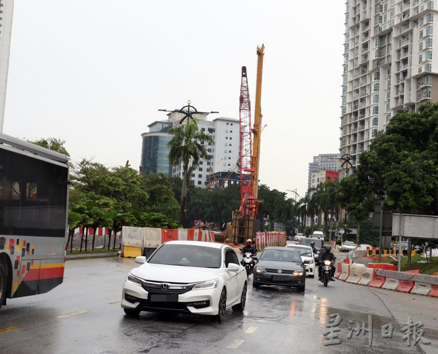 **已签发**柔:封面:【民生特工队】:RTS工程致车道减少,内环路三岔口至新山关卡路段状况连连
