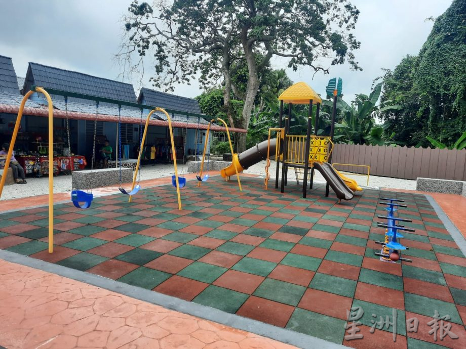 **已签发**柔:封面:【特稿】:金山瀑布景区重新开放,一起来场“森林浴”吧!