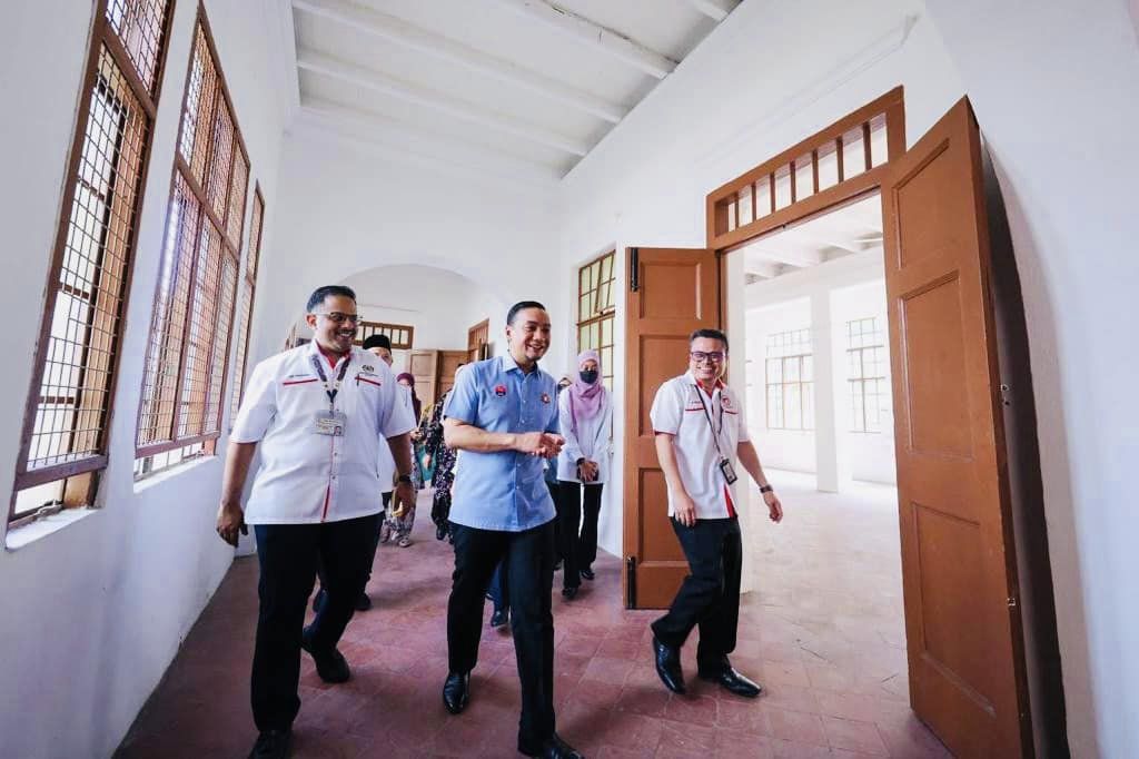 **已签发**柔：第三版：闲置逾20年建筑物将重开，翁哈菲兹：纾缓中央医院人潮