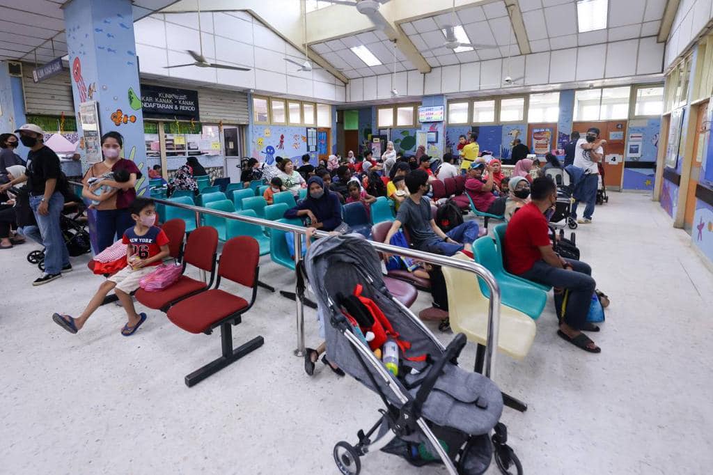 **已签发**柔：第三版：闲置逾20年建筑物将重开，翁哈菲兹：纾缓中央医院人潮