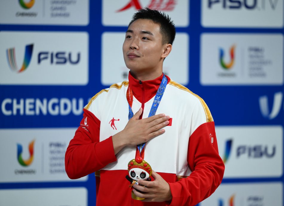 成都世界大学运动会| 中国南拳选手 曹茂园夺赛会首金